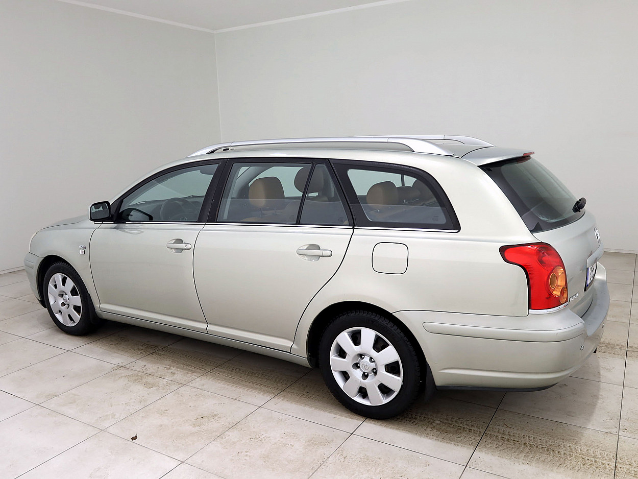 Toyota Avensis Luxury 2.0 D-4D 85 kW - Photo 4