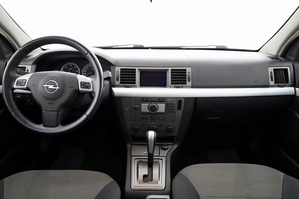 Opel Vectra Caravan Comfort ATM 1.9 CDTi 110 kW - Photo 5