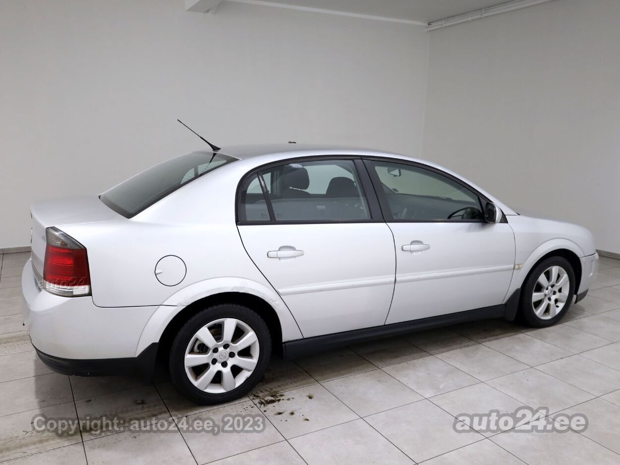 Opel Vectra GTS ATM 2.2 114 kW - Photo 3