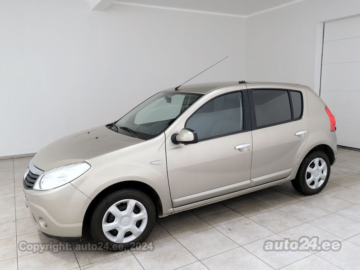 Dacia Sandero Elegance 1.6 64 kW - Photo 2