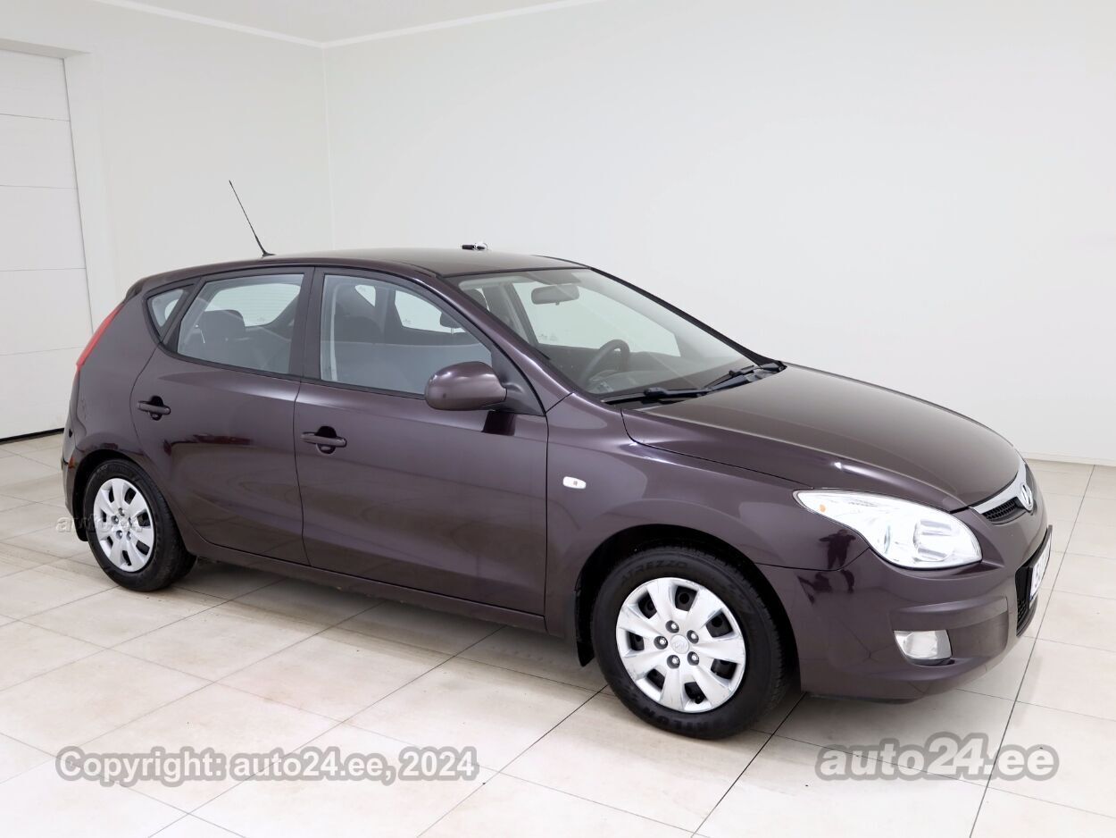 Hyundai i30 Elegance ATM 1.6 90 kW - Photo 1