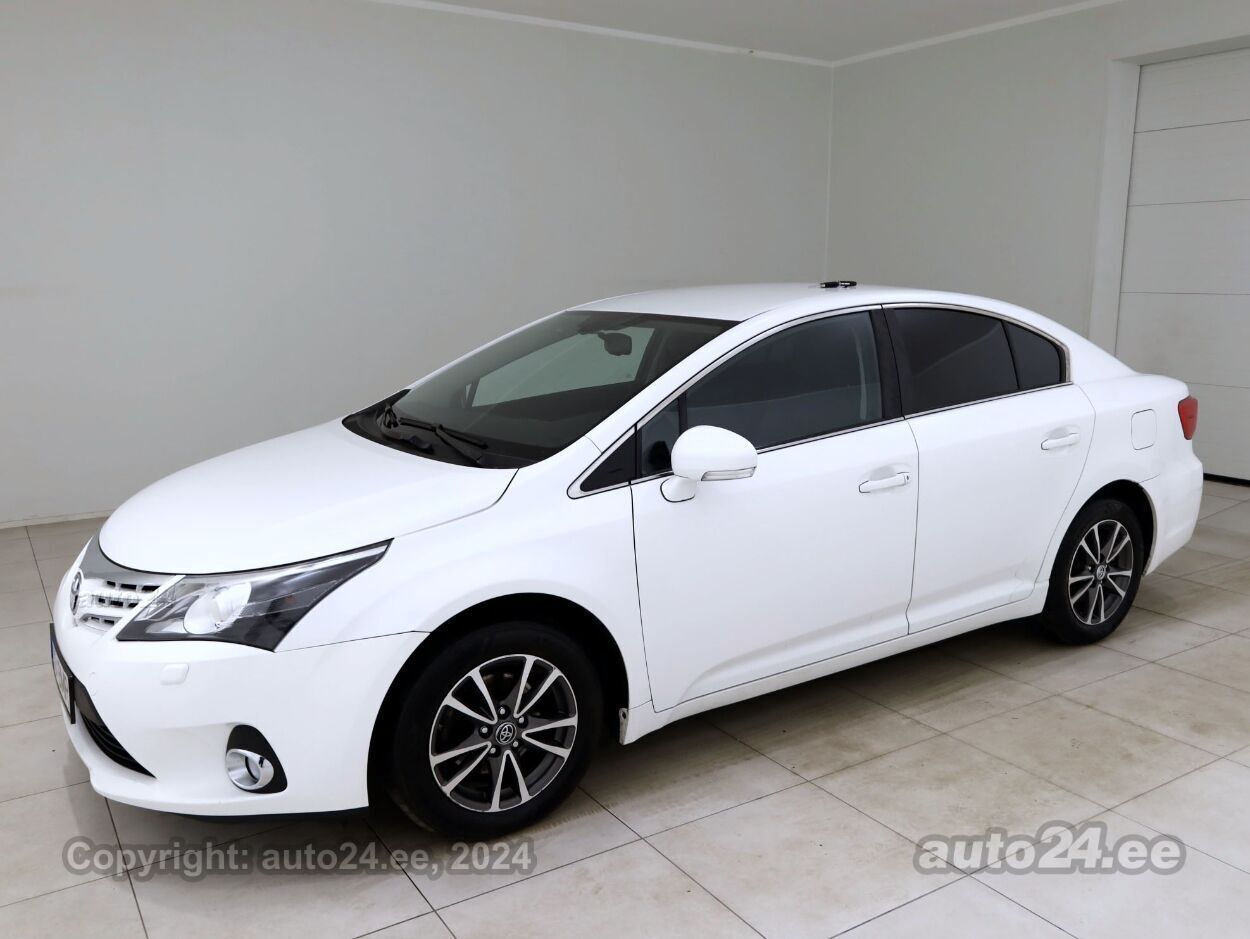 Toyota Avensis Linea Sol ATM 1.8 108 kW - Photo 2