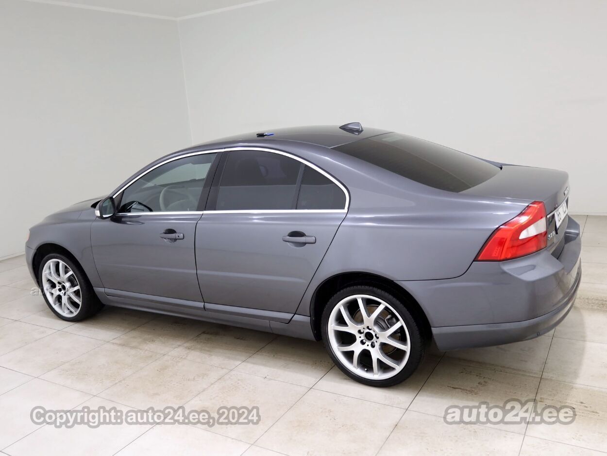 Volvo S80 Summum ATM 2.4 D5 136 kW - Photo 4