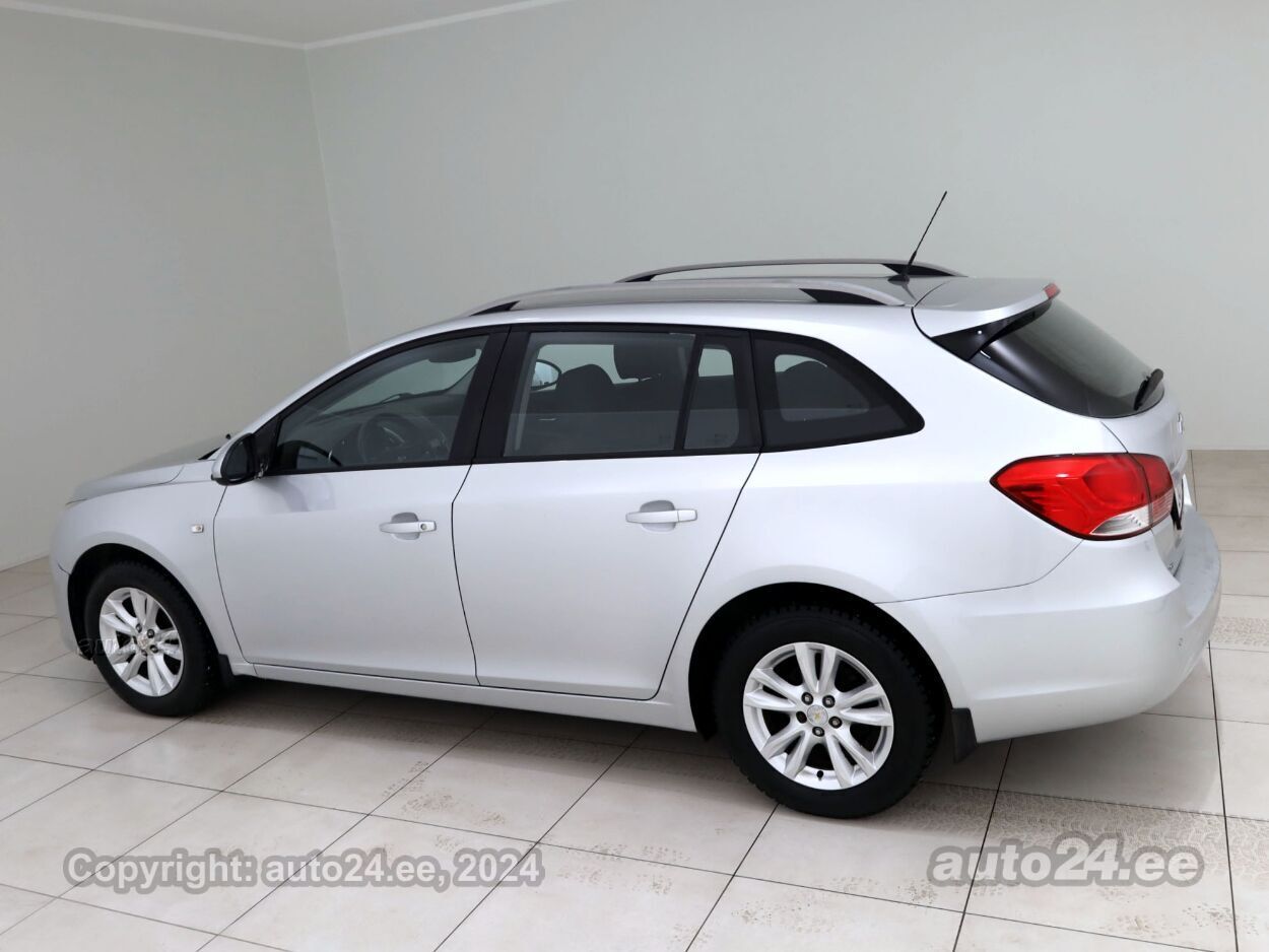 Chevrolet Cruze Facelift 1.6 91 kW - Photo 4