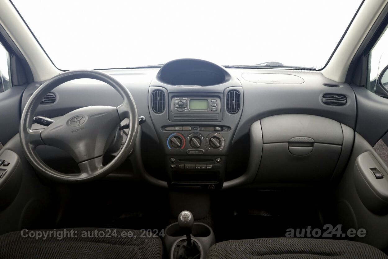 Toyota Yaris Verso Linea Sol 1.4 D-4D 55 kW - Photo 5