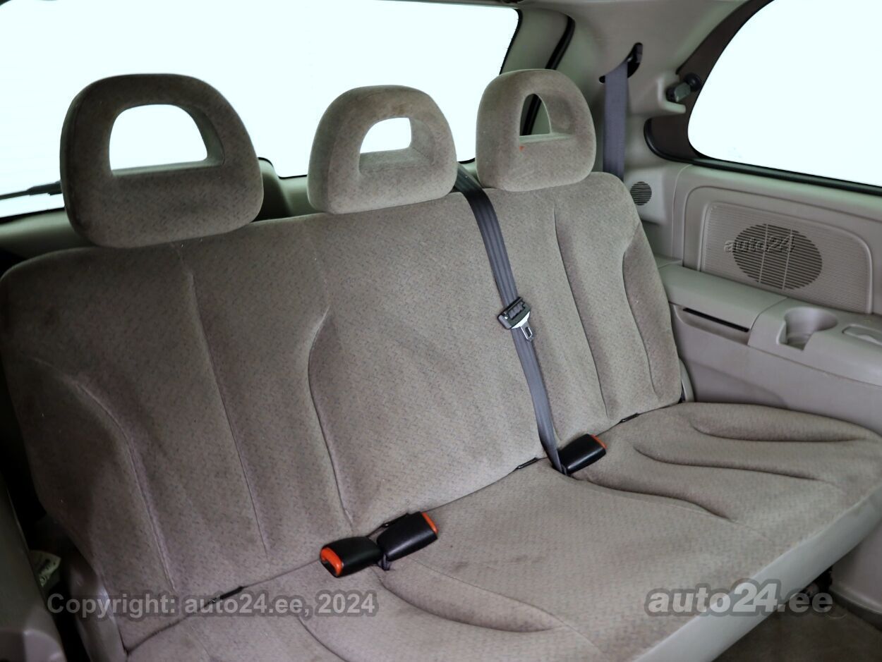 Chrysler Voyager Comfort 2.5 CRD 105 kW - Photo 8