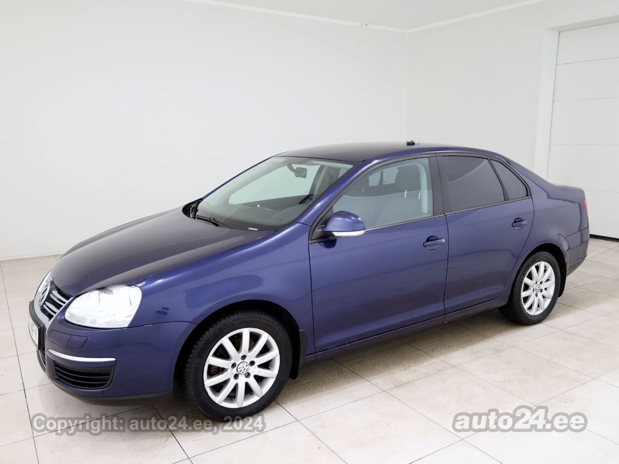 Volkswagen Jetta Comfortline 1.6 75 kW - Photo 2