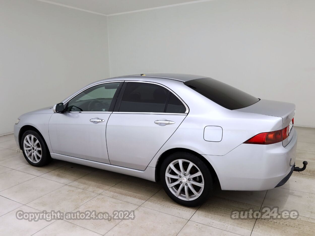 Honda Accord Elegance 2.2 i-CTDi 123 kW - Photo 4