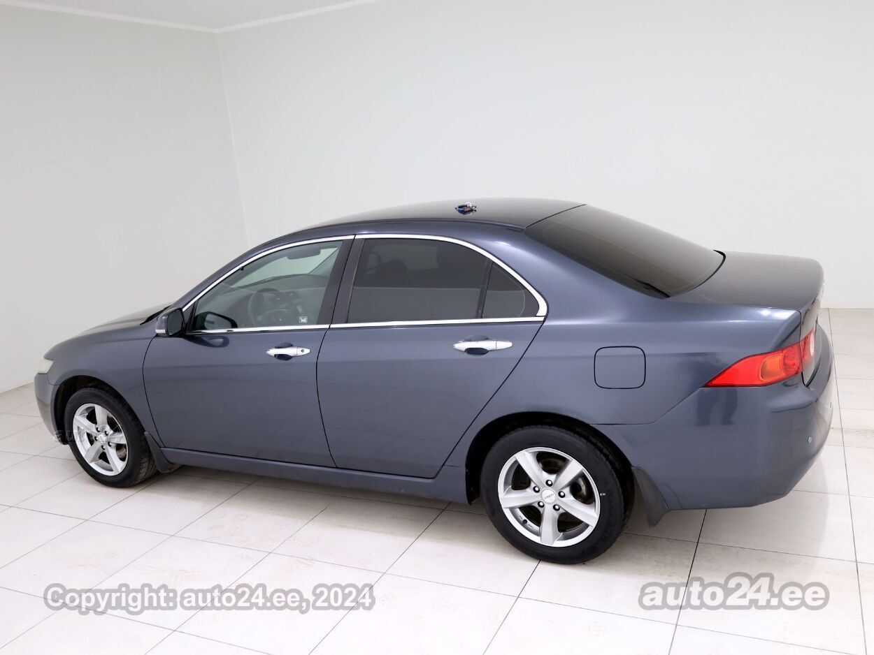 Honda Accord Elegance ATM 2.0 114 kW - Photo 4