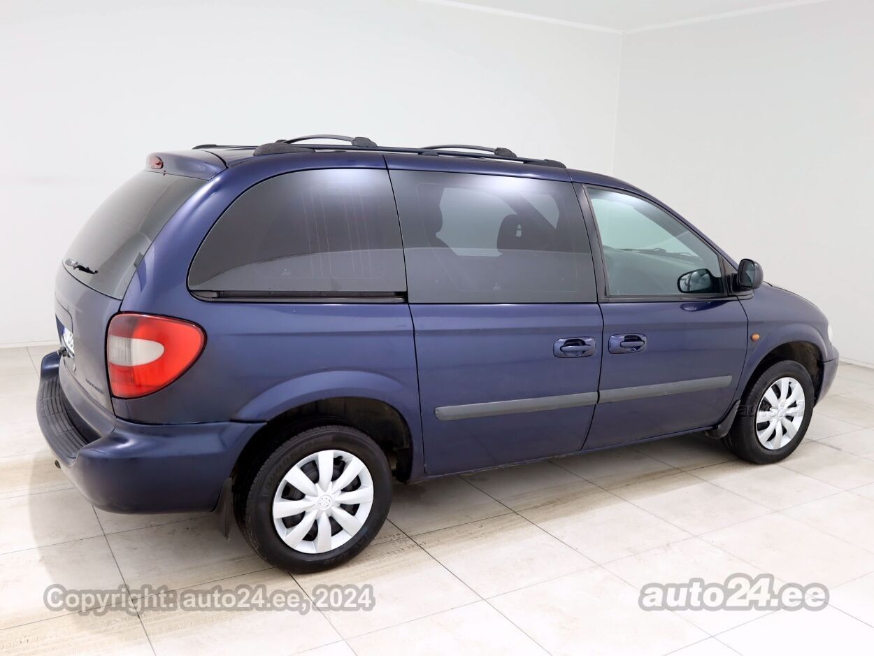 Chrysler Voyager Comfort ATM 2.8 CRD 110 kW - Photo 3