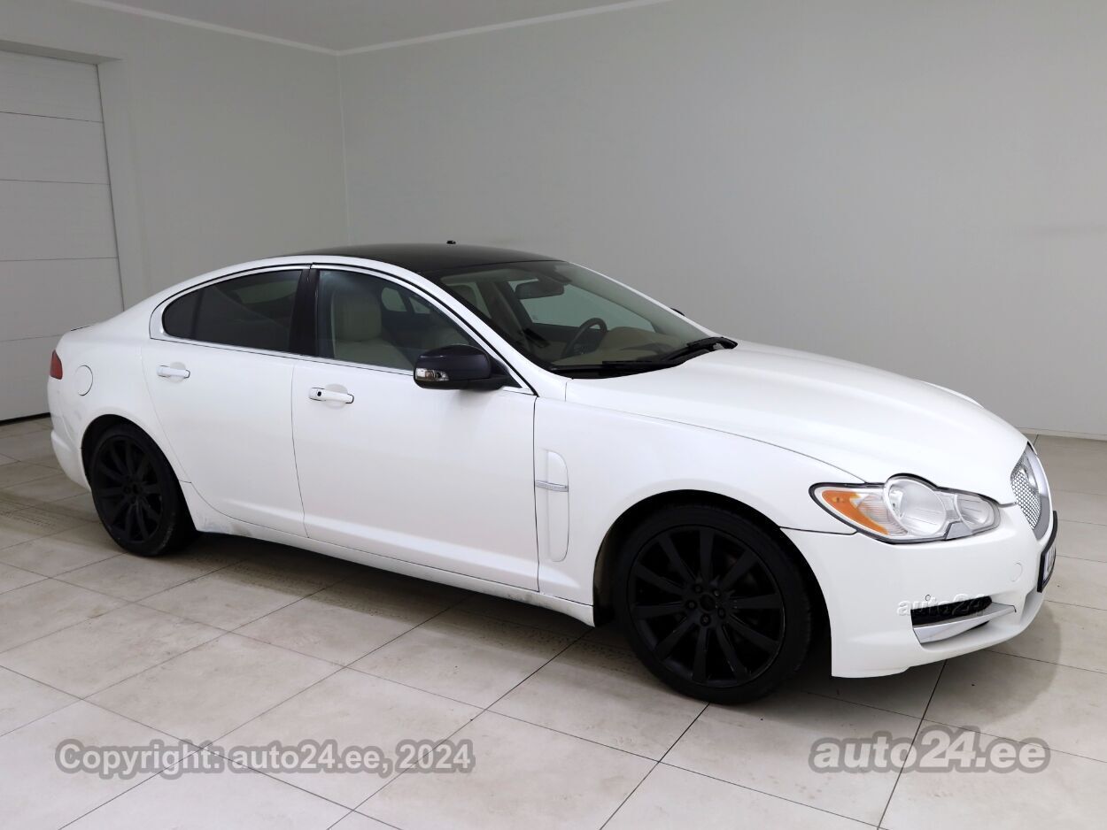 Jaguar XF Luxury ATM 2.7 JTD 152 kW - Photo 1