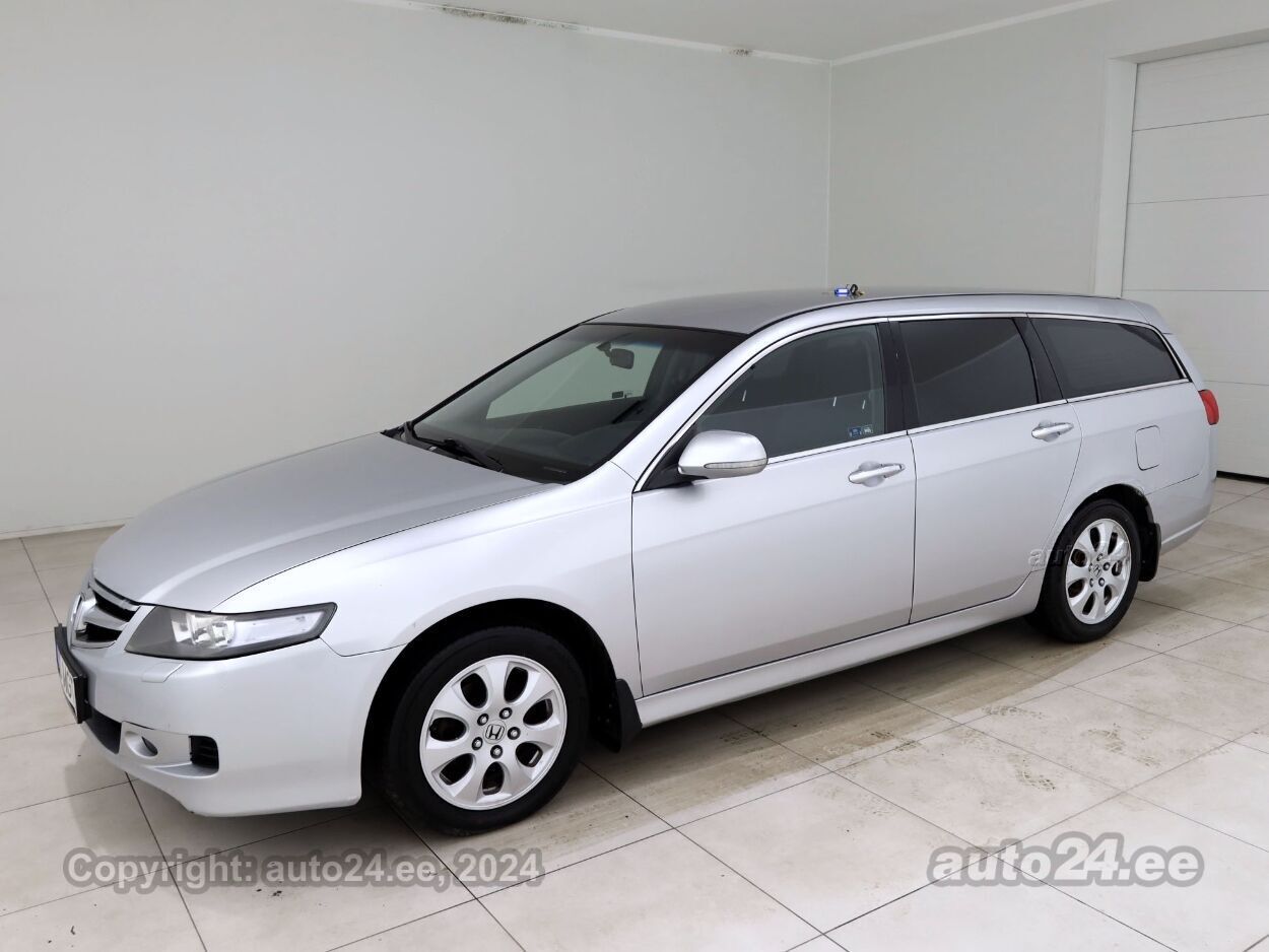 Honda Accord Facelift 2.0 114 kW - Photo 2