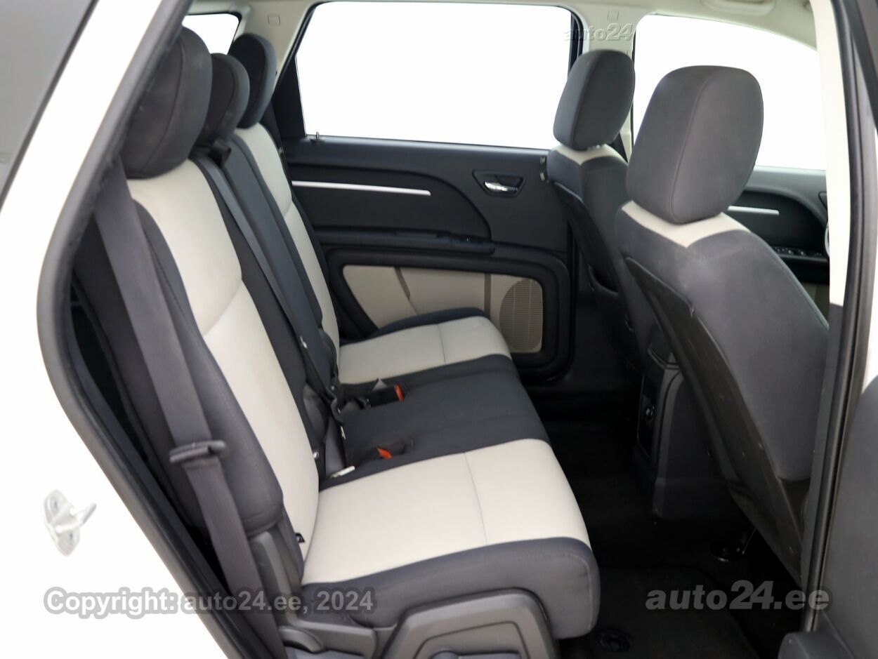 Dodge Journey Comfort ATM 2.0 CRD 103 kW - Photo 7