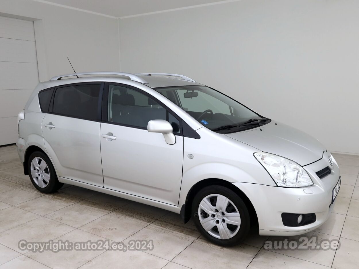 Toyota Corolla Verso Linea Sol Facelift 1.6 81 kW - Photo 1