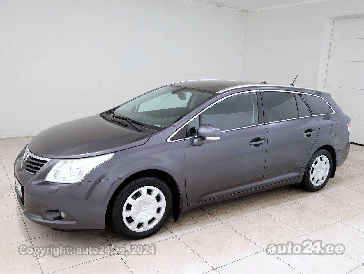 Toyota Avensis Linea Sol ATM 1.8 108 kW - Photo 2