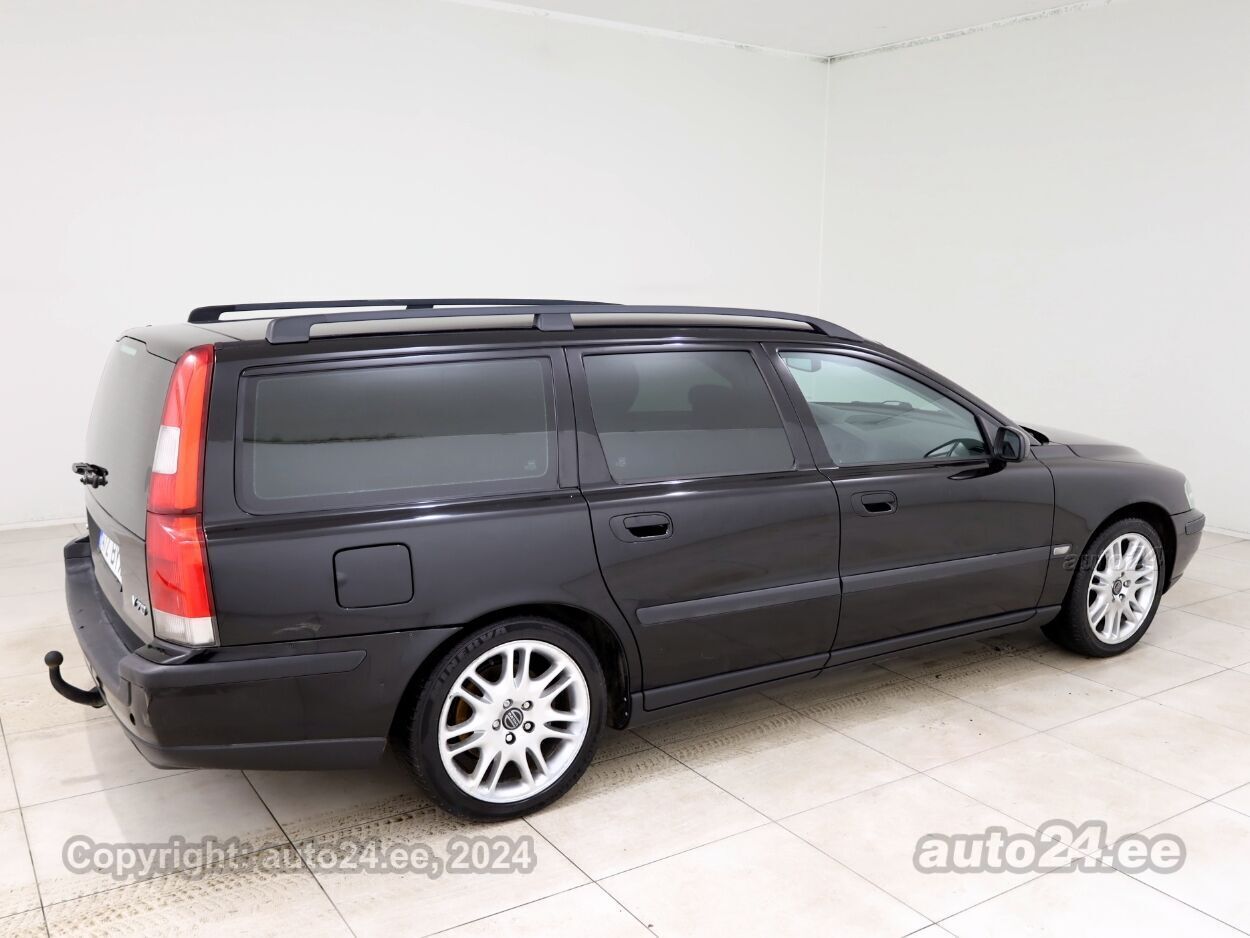 Volvo V70 Summum 2.4 D5 96 kW - Photo 3