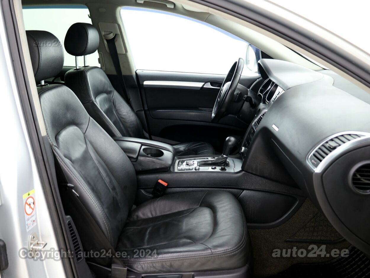 Audi Q7 Comfortline ATM 3.0 TDI 171 kW - Photo 6