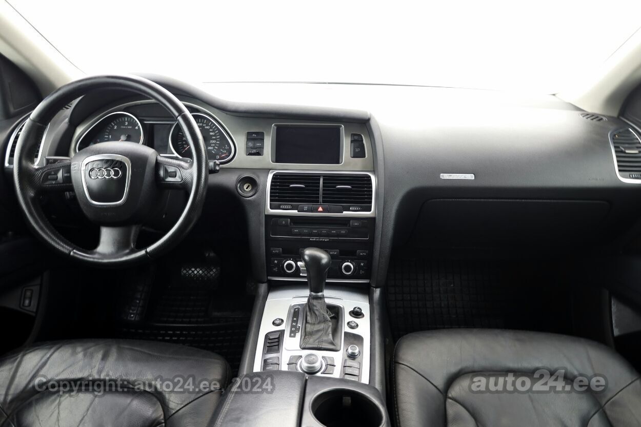 Audi Q7 Comfortline ATM 3.0 TDI 171 kW - Photo 5