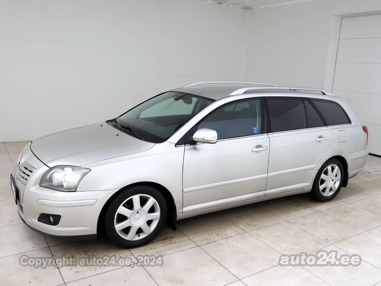 Toyota Avensis Linea Sol Facelift ATM 2.0 108 kW - Photo 2