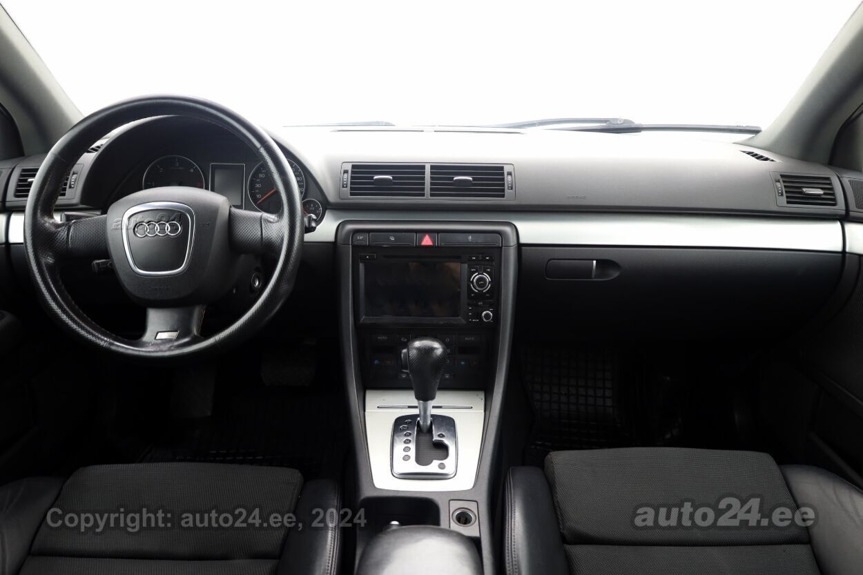 Audi A4 S-Line ATM 2.0 TDI 103 kW - Photo 5