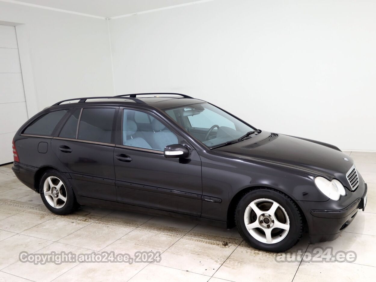 Mercedes-Benz C 220 Avantgarde ATM 2.1 CDI 105 kW - Photo 1