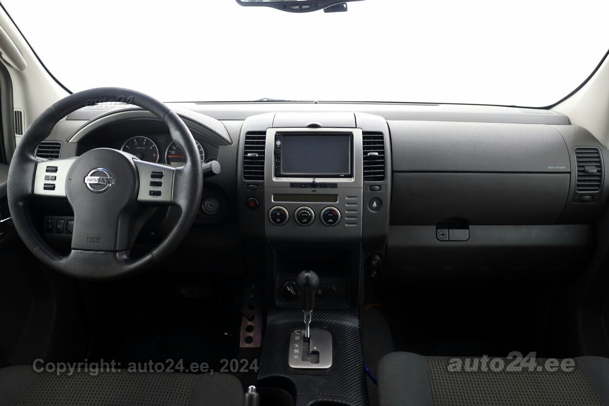 Nissan Pathfinder Comfort 4x4 ATM 2.5 dCi 128 kW - Photo 5