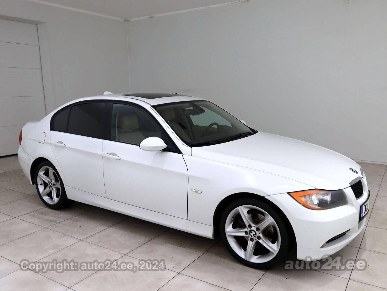 BMW 328 Executive ATM 3.0 172 kW - Photo 1