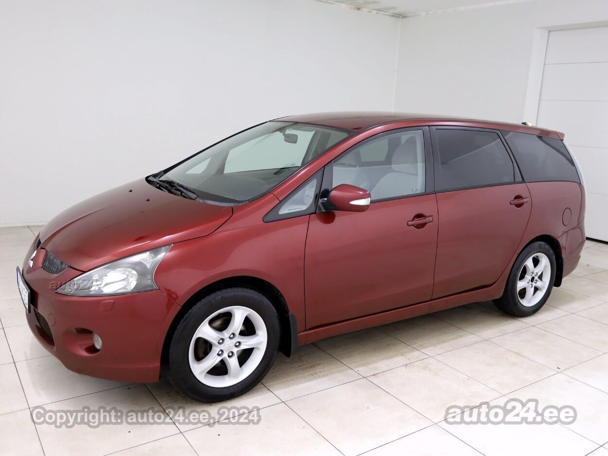 Mitsubishi Grandis Comfort ATM 2.4 121 kW - Photo 2