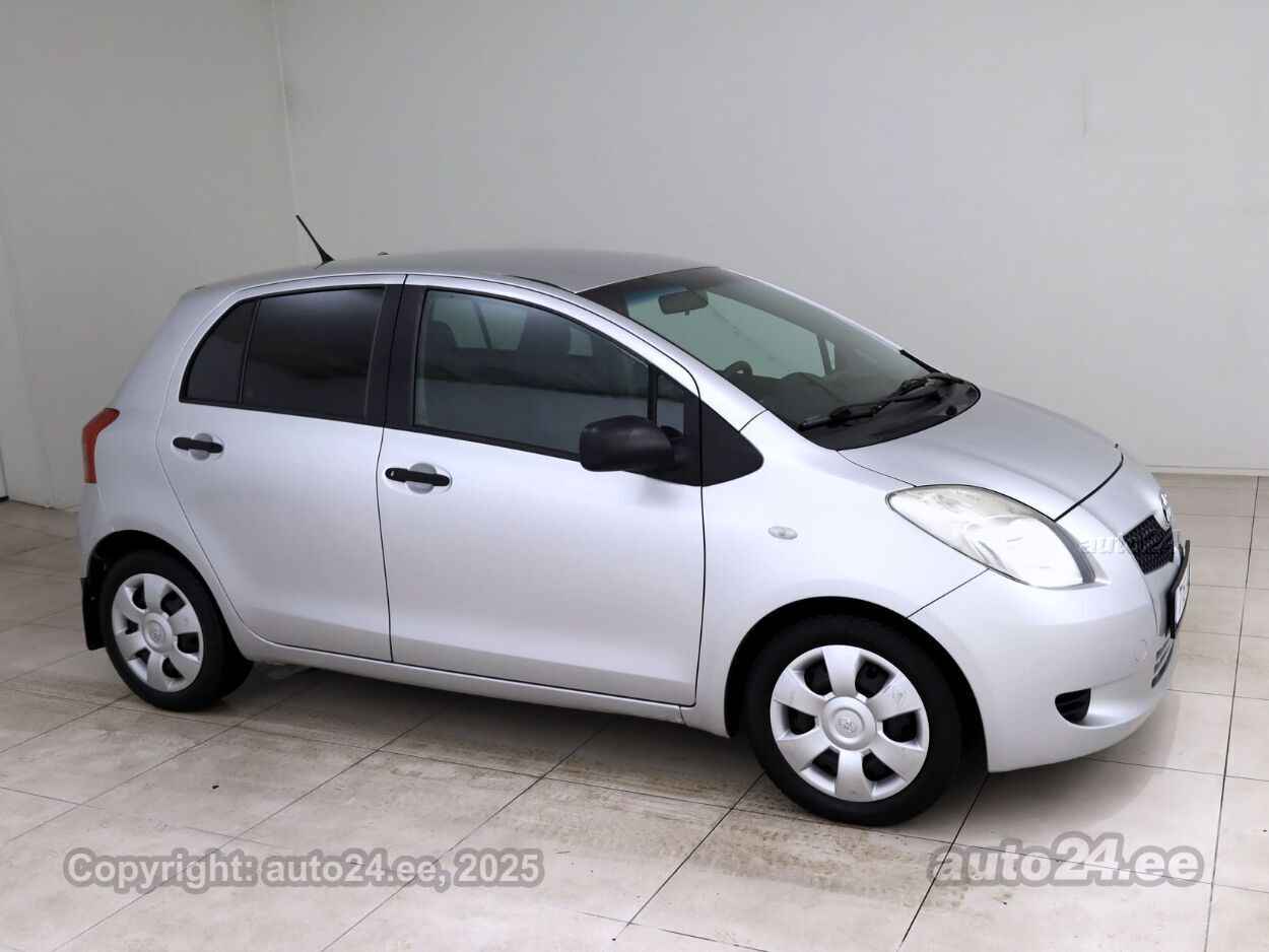 Toyota Yaris Linea Sol 1.3 64 kW - Photo 1