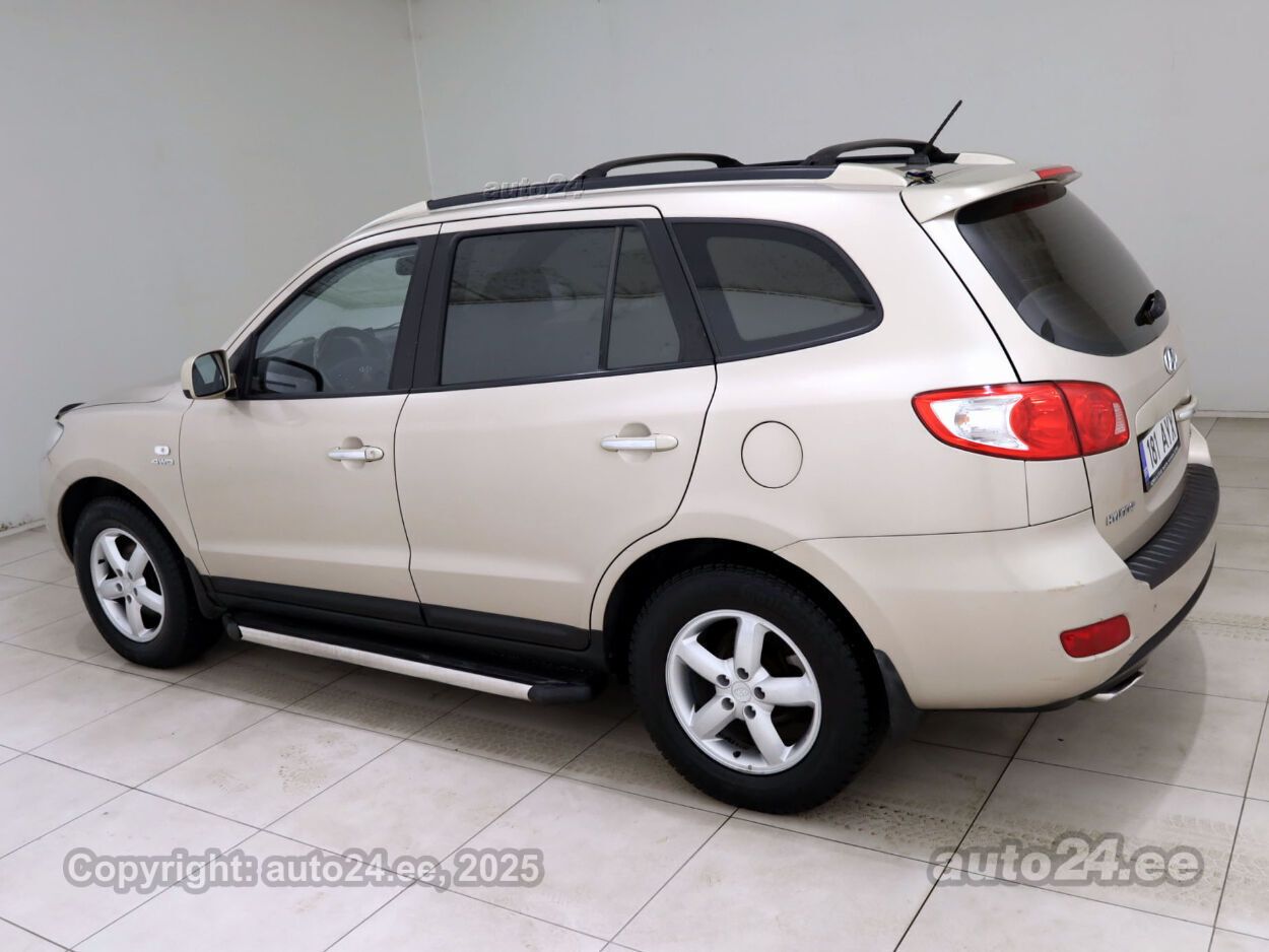 Hyundai Santa Fe Luxury ATM 2.2 CRDi 114 kW - Photo 4