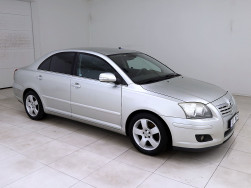 Toyota Avensis Linea Sol Facelift 2.0 108kW