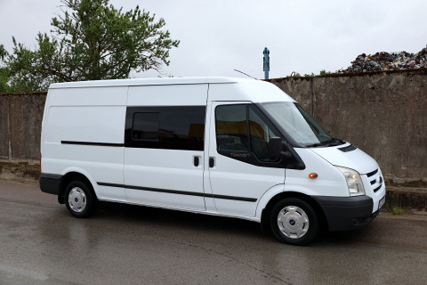 Ford Transit 300L Van 2.2 TDCi 103kW