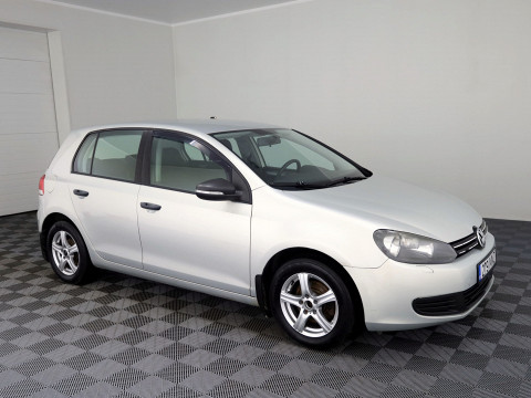 Volkswagen Golf Comfortline 1.6 75kW