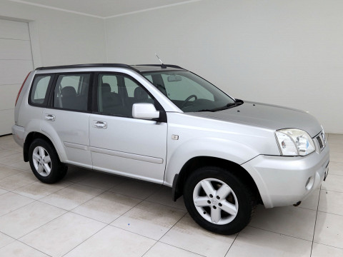 Nissan X-Trail Columbia 4x4 Facelift - Photo