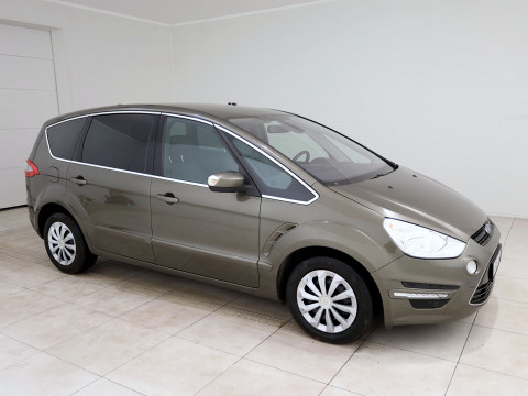 Ford S-MAX Titanium X Facelift ATM - Photo