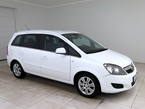 Opel Zafira Elegance Facelift - Photo