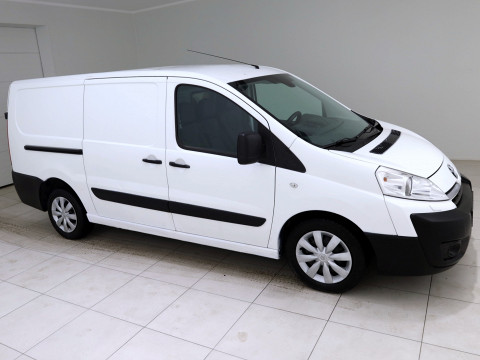 Toyota ProAce Long - Photo