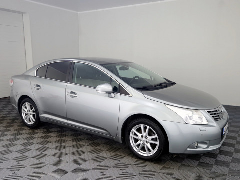 Toyota Avensis Linea Sol ATM 1.8 108kW