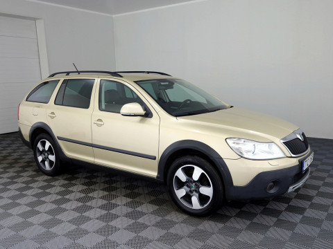 Skoda Octavia Scout Highline 4x4 ATM 2.0 TDI 103kW