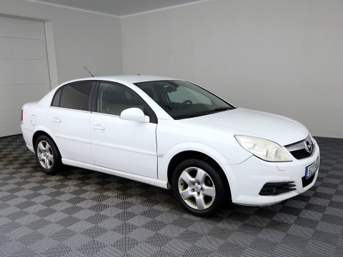 Opel Vectra Cosmo Facelift 2.2 114kW