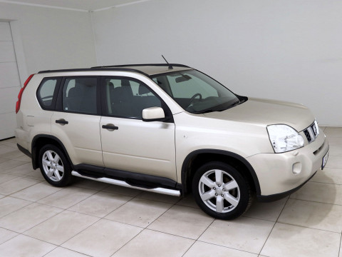 Nissan X-Trail Comfort 4x4 ATM - Photo