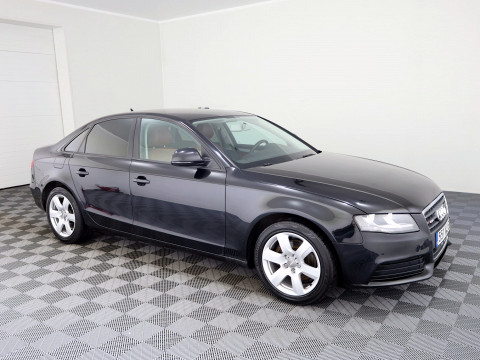 Audi A4 S-Line ATM 2.0 TDI 105kW