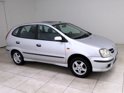 Nissan Almera Tino Luxury LPG - Photo