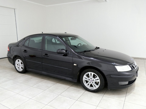 Saab 9-3 Vector - Photo