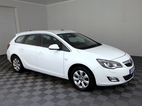 Opel Astra Sports Tourer ATM 1.4 103kW