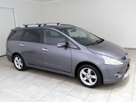 Mitsubishi Grandis Facelift - Photo