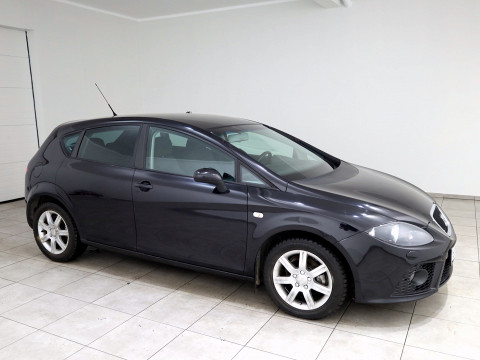 SEAT Leon Sportline - Photo