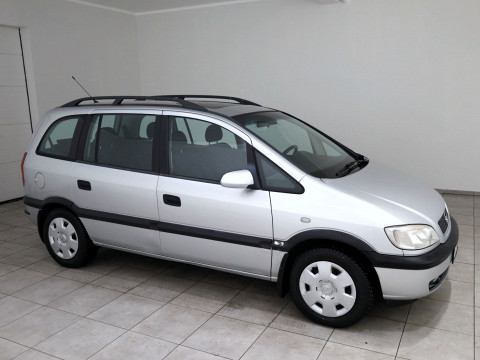 Opel Zafira Elegance ATM - Photo