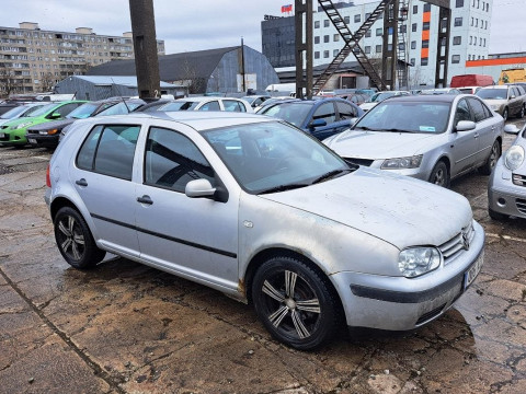 Volkswagen Golf Comfortline ATM 1.6 74kW