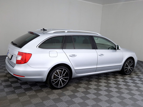Skoda Superb Highline Facelift 4x4 ATM 2.0 TDI 125kW